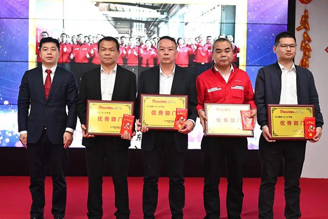 财务中心、仓储部、装配车间、涂装车间.jpg