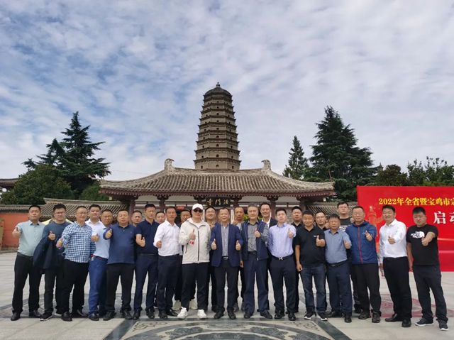 2022年利来国际最老品牌网亮剑行动法门寺合影2.jpg