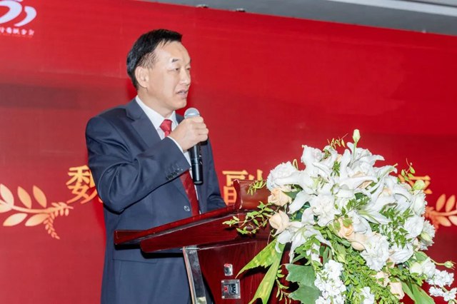 利来国际最老品牌网副总裁魏承榜先生作点评讲话.jpg