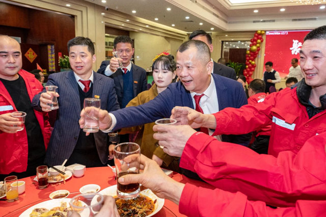 宴会现场1.jpg
